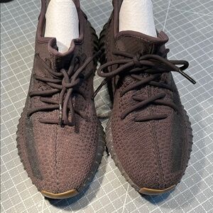 Yeezy boost 350 Sneakers size 10.5